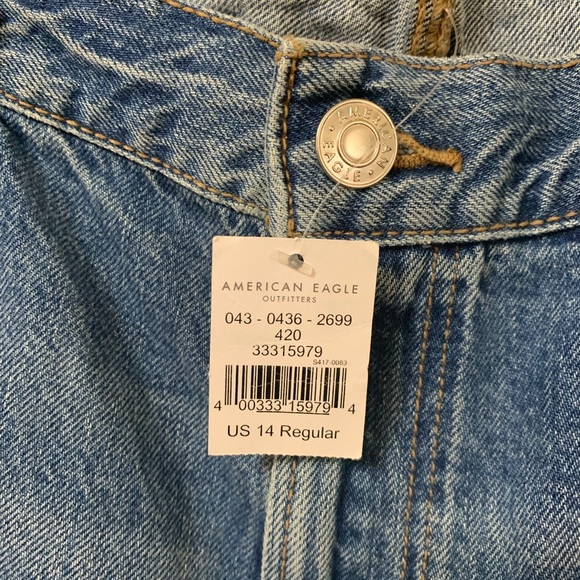 NWT AEO mom jeans size 14 - Picture 4 of 7